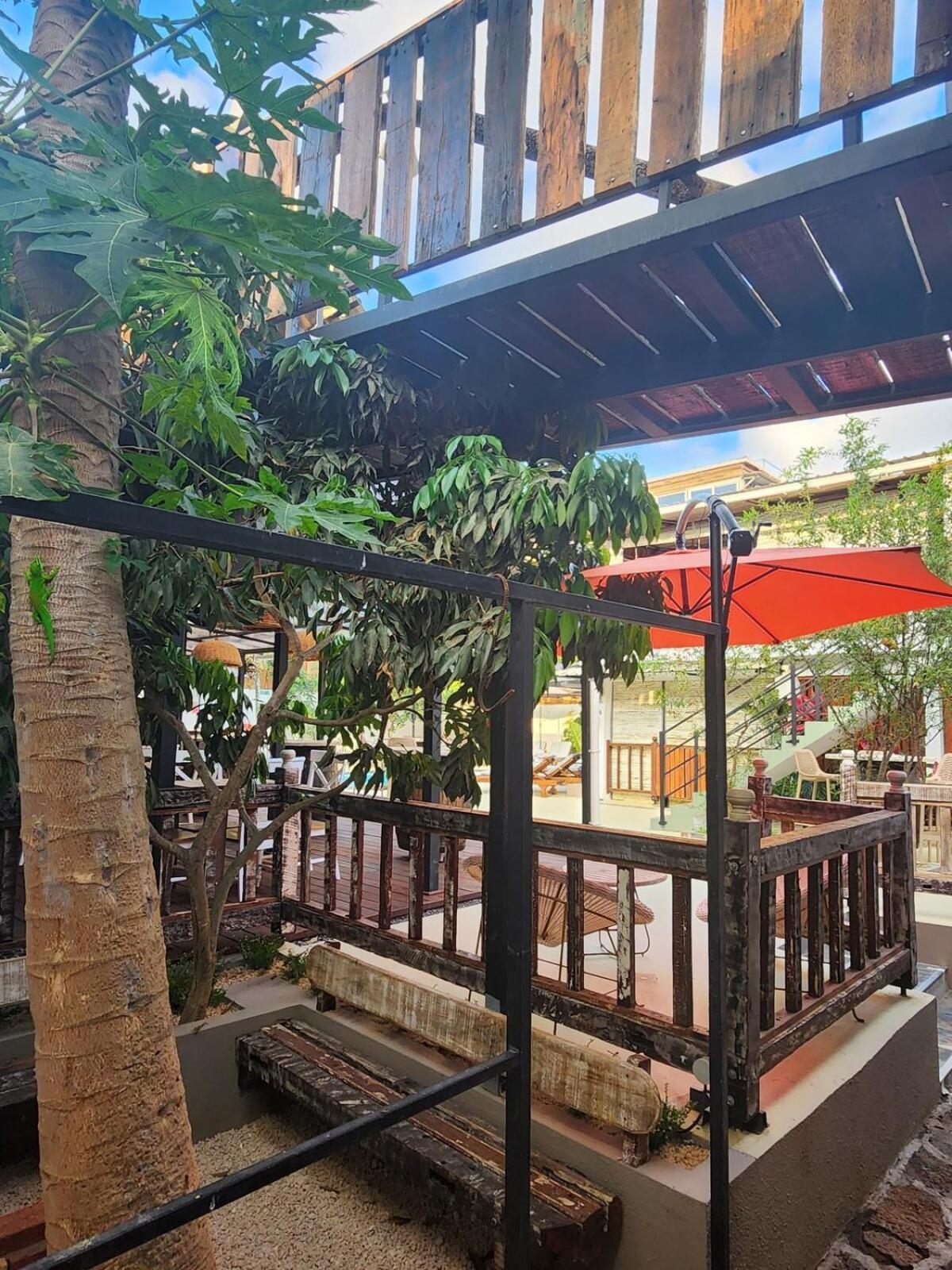 The Rustic Studio Grand Baie Extérieur photo