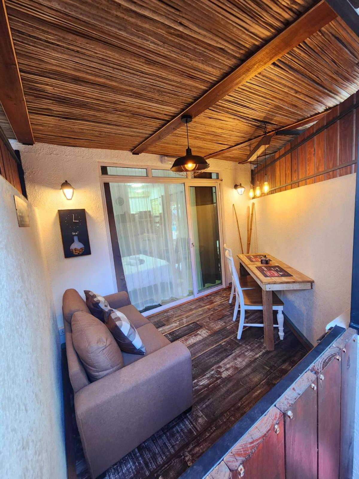 The Rustic Studio Grand Baie Extérieur photo